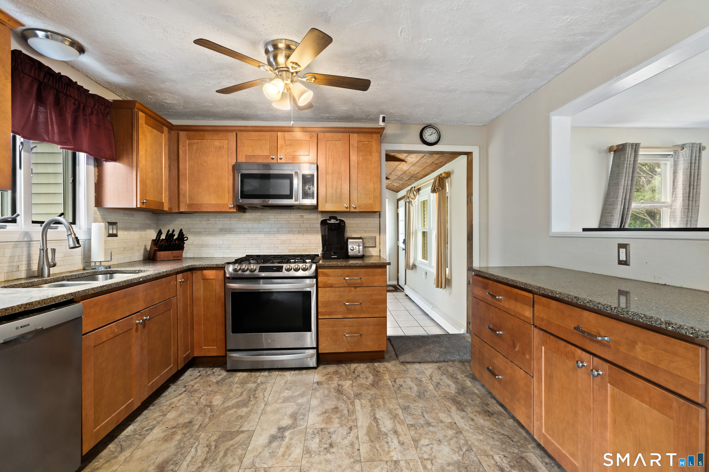 1515 Mt Vernon Road Southington, CT 06489 - Photo 8 of 26