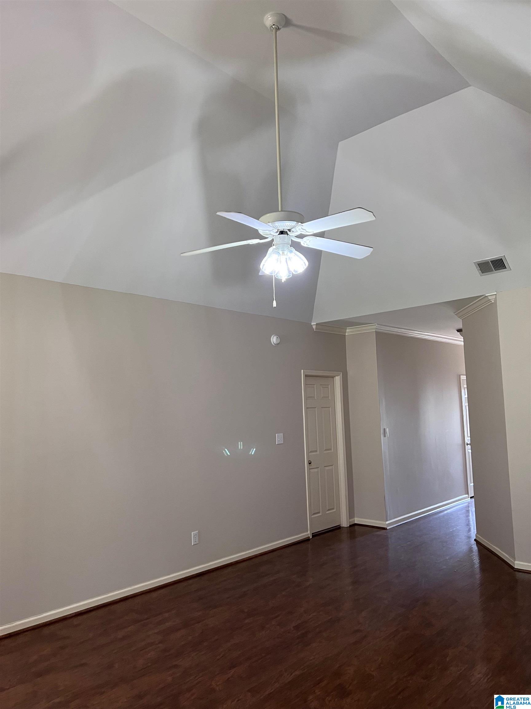 873 Savannah Lane Calera, AL 35040 - Photo 4 of 12