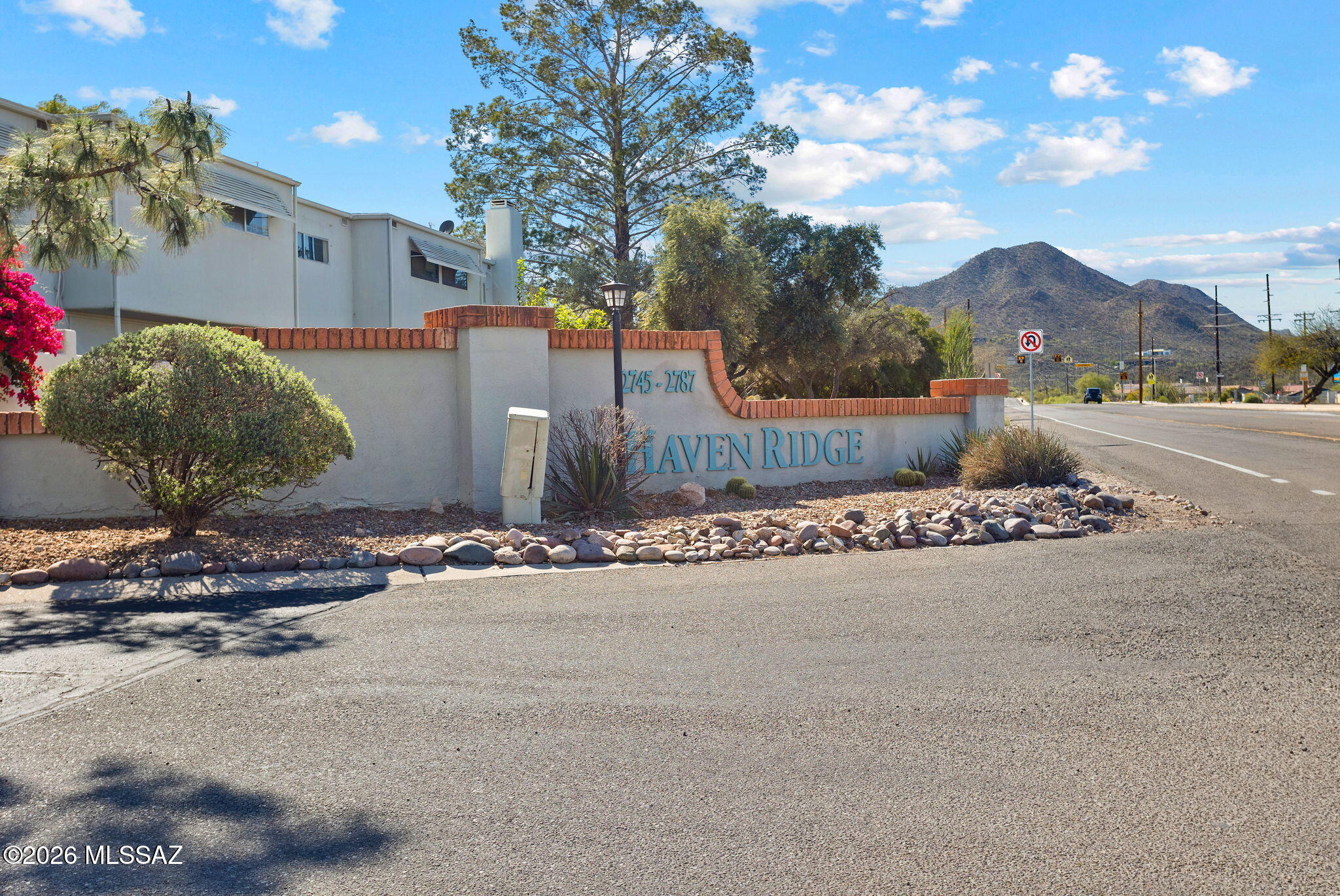 2747 West Anklam Road, Unit E Tucson, AZ 85745 - Photo 16 of 18