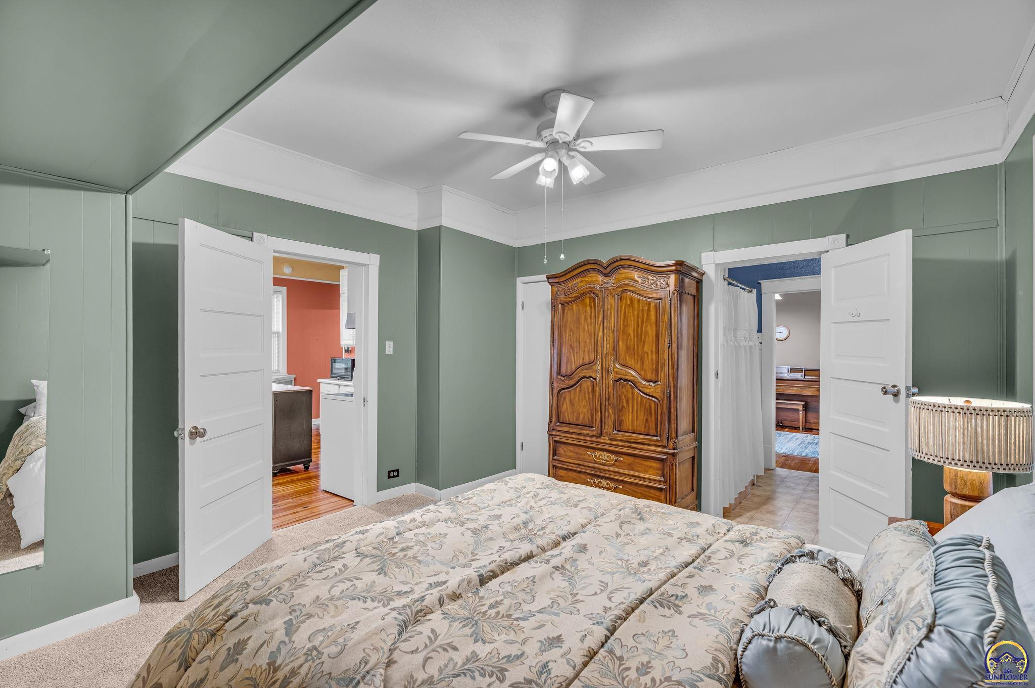 1216 Southwest College Avenue Topeka, KS 66604 - Photo 29 of 39