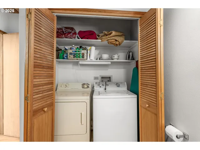 $480,000 | 670 Old Homestead Drive, Oakland, OR 97462