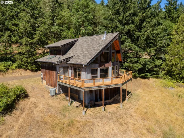 $480,000 | 670 Old Homestead Drive, Oakland, OR 97462