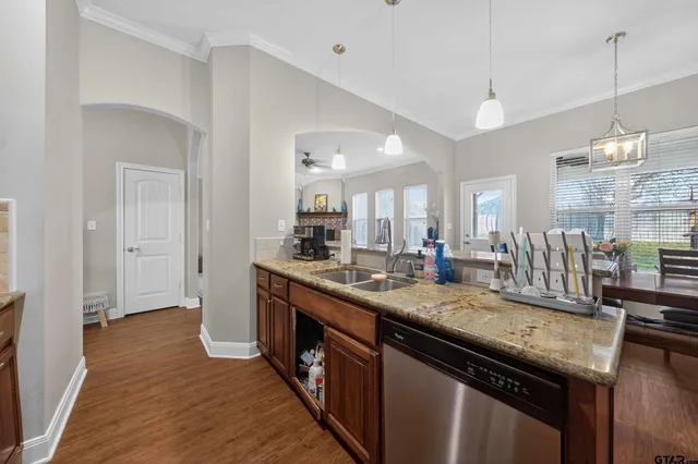 $325,000 | 10786 Westhaven Circle, Flint, TX 75762