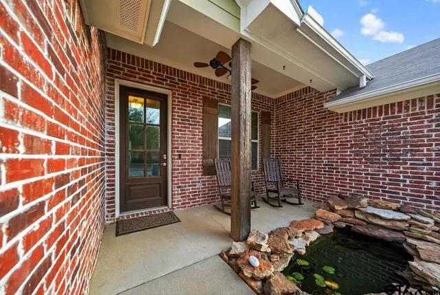 $325,000 | 10786 Westhaven Circle, Flint, TX 75762