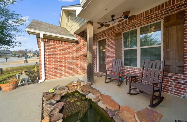 $325,000 | 10786 Westhaven Circle, Flint, TX 75762
