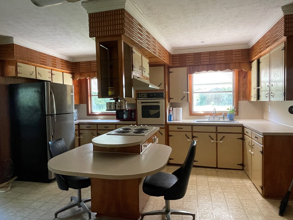 7301 Whitesville Road Columbus, GA 31904 - Photo 5 of 19 KITCHEN