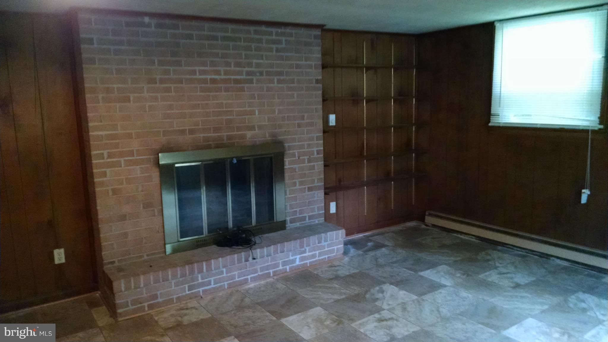 1161 Appleton Road Elkton, MD 21921 - Photo 4 of 13 Family Room