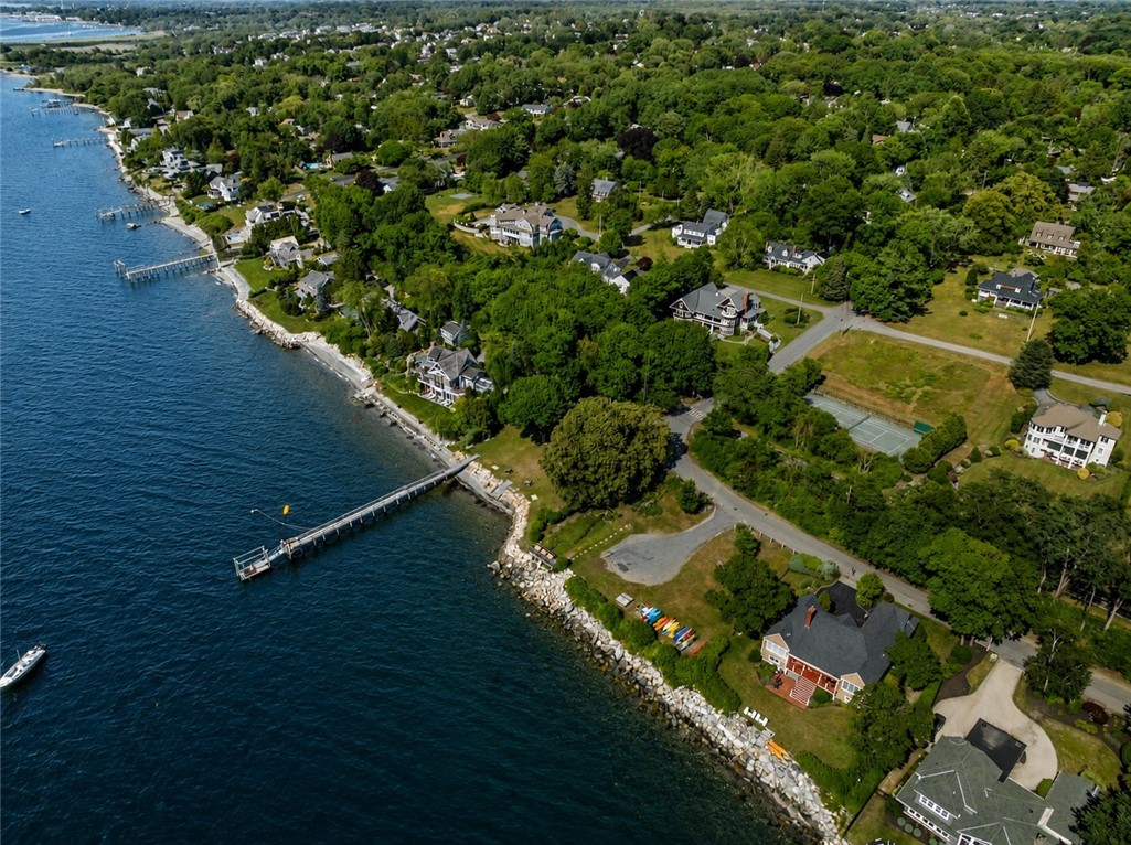 19 Ledge Road Bristol, RI 02809 - Photo 13 of 14