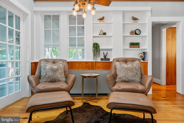 $999,900 | 15435 Potomac River Drive, Cobb Island, MD 20625