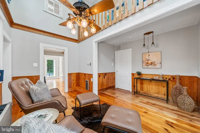 $999,900 | 15435 Potomac River Drive, Cobb Island, MD 20625