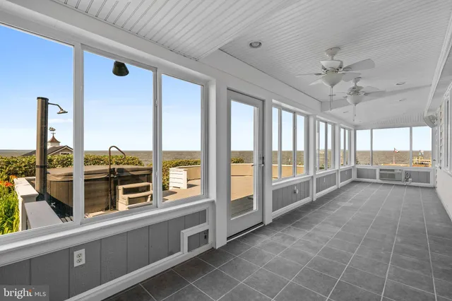 $999,900 | 15435 Potomac River Drive, Cobb Island, MD 20625