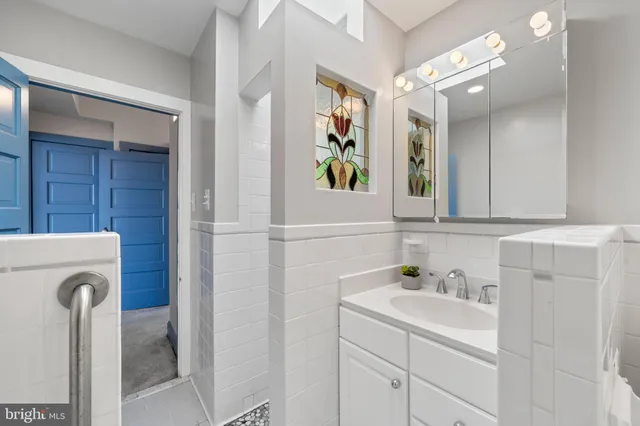 $999,900 | 15435 Potomac River Drive, Cobb Island, MD 20625