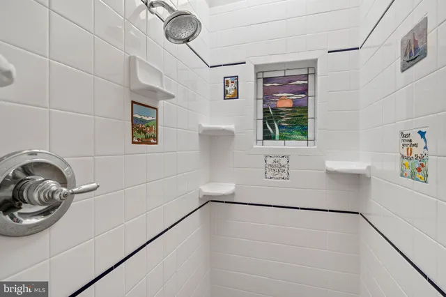 $999,900 | 15435 Potomac River Drive, Cobb Island, MD 20625