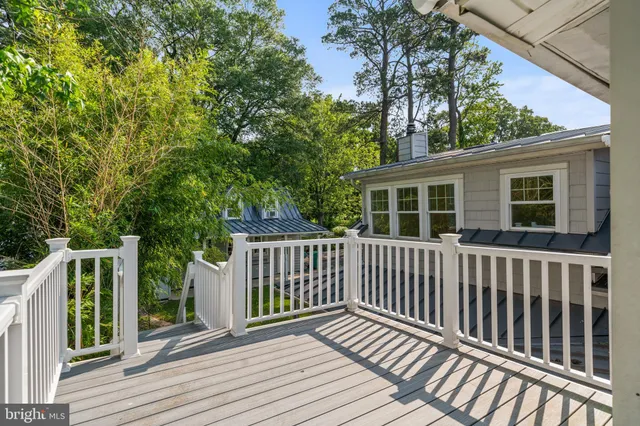 $999,900 | 15435 Potomac River Drive, Cobb Island, MD 20625