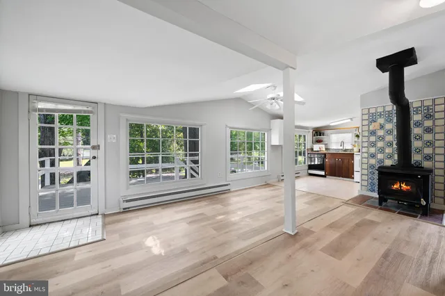 $999,900 | 15435 Potomac River Drive, Cobb Island, MD 20625