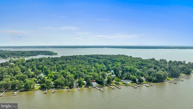 $999,900 | 15435 Potomac River Drive, Cobb Island, MD 20625