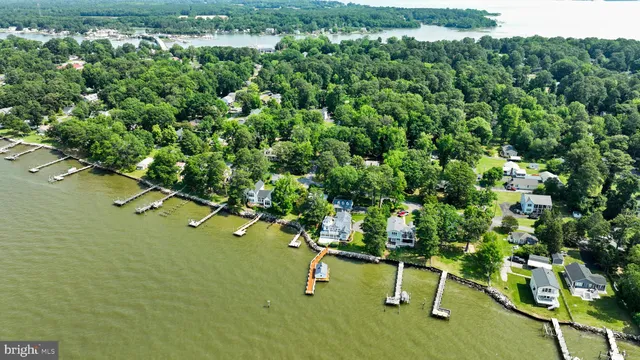 $999,900 | 15435 Potomac River Drive, Cobb Island, MD 20625