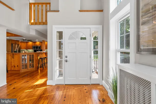 $999,900 | 15435 Potomac River Drive, Cobb Island, MD 20625