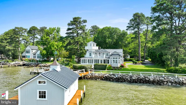 $999,900 | 15435 Potomac River Drive, Cobb Island, MD 20625