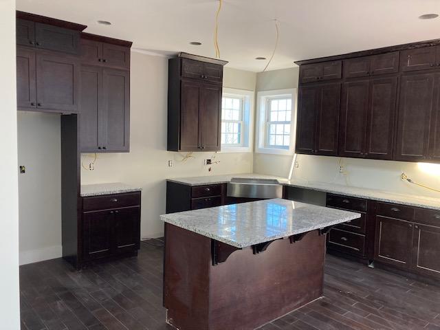 722 Dugger Road Elizabethton, TN 37643 - Photo 11 of 14 Kitchen 2