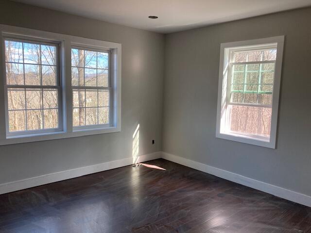 722 Dugger Road Elizabethton, TN 37643 - Photo 9 of 14 Master