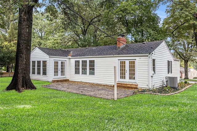 $739,000 | 9222 Belinder Road, Leawood, KS 66206