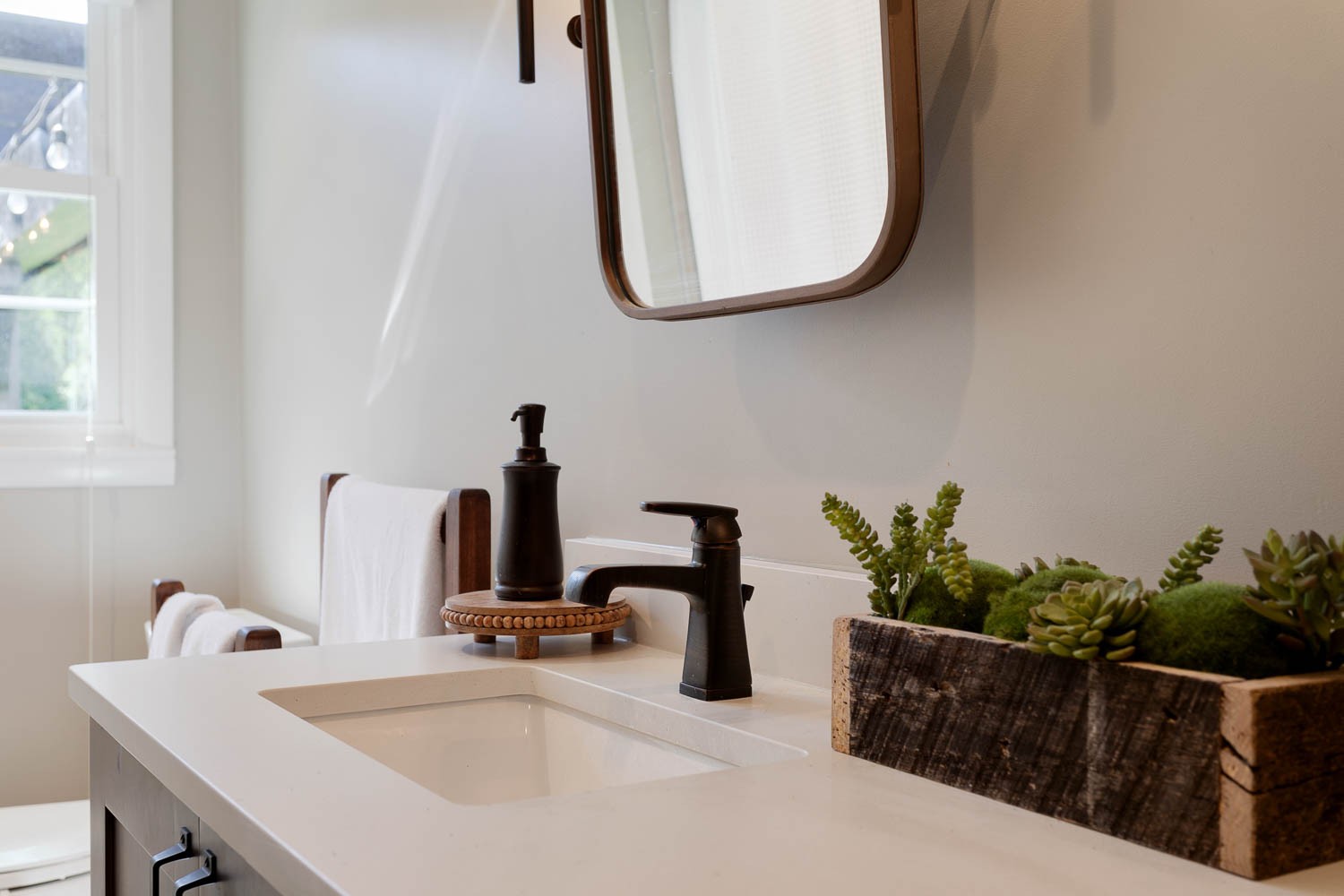 5939 Post Road Nashville, TN 37205 - Photo 31 of 49 a bathroom with a sink and a mirror