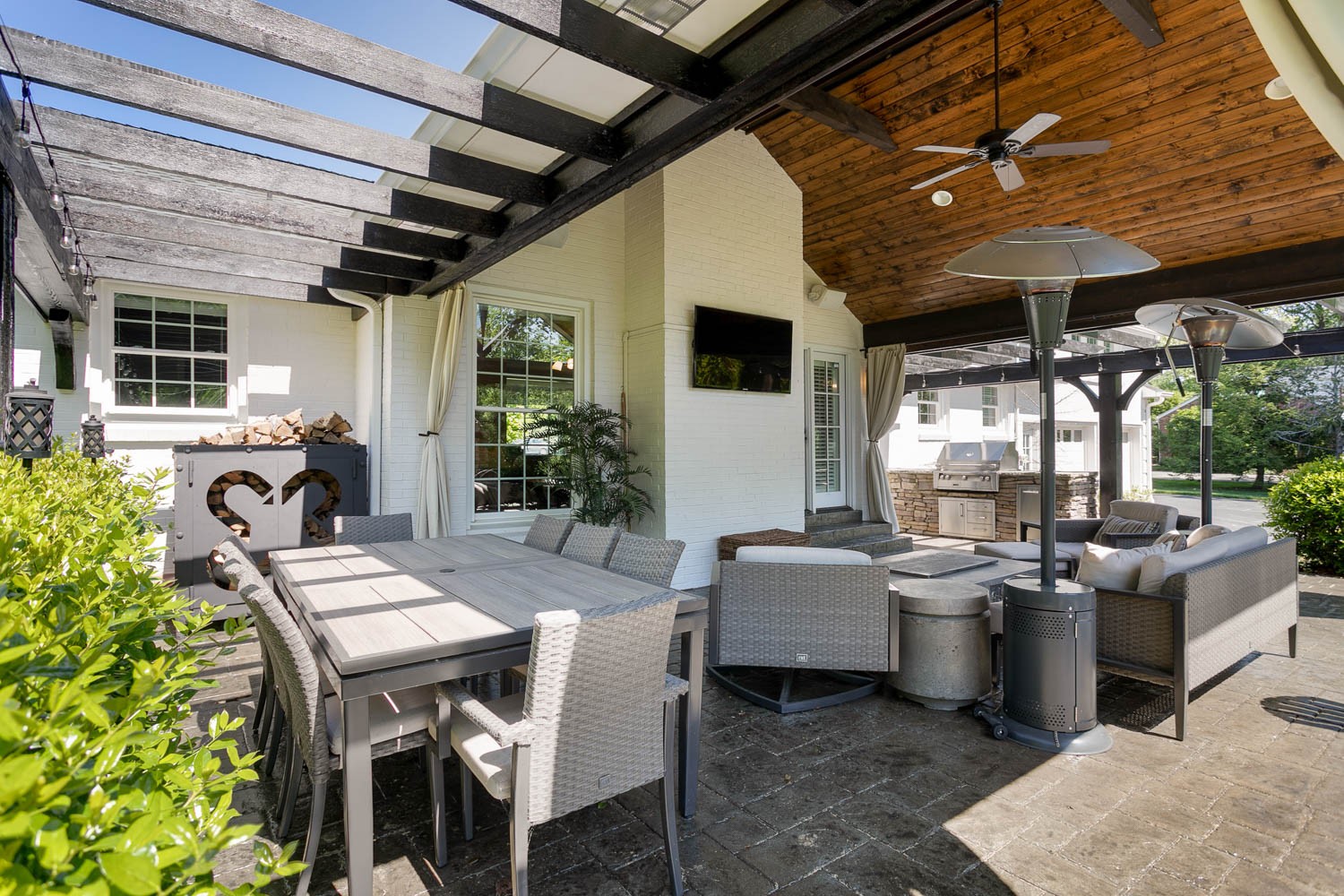 5939 Post Road Nashville, TN 37205 - Photo 38 of 49 a outdoor dining space with furniture and outdoor view