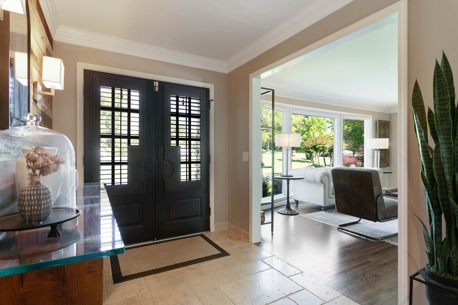 5939 Post Road Nashville, TN 37205 - Photo 9 of 49 a living room with furniture and a flat screen tv