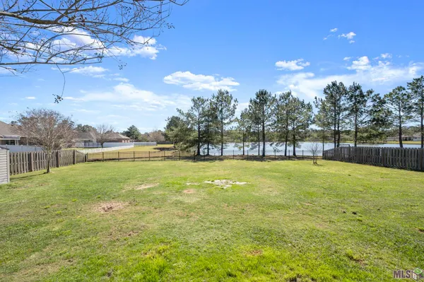 $379,900 | 12480 3 Lakes Drive, Walker, LA 70785