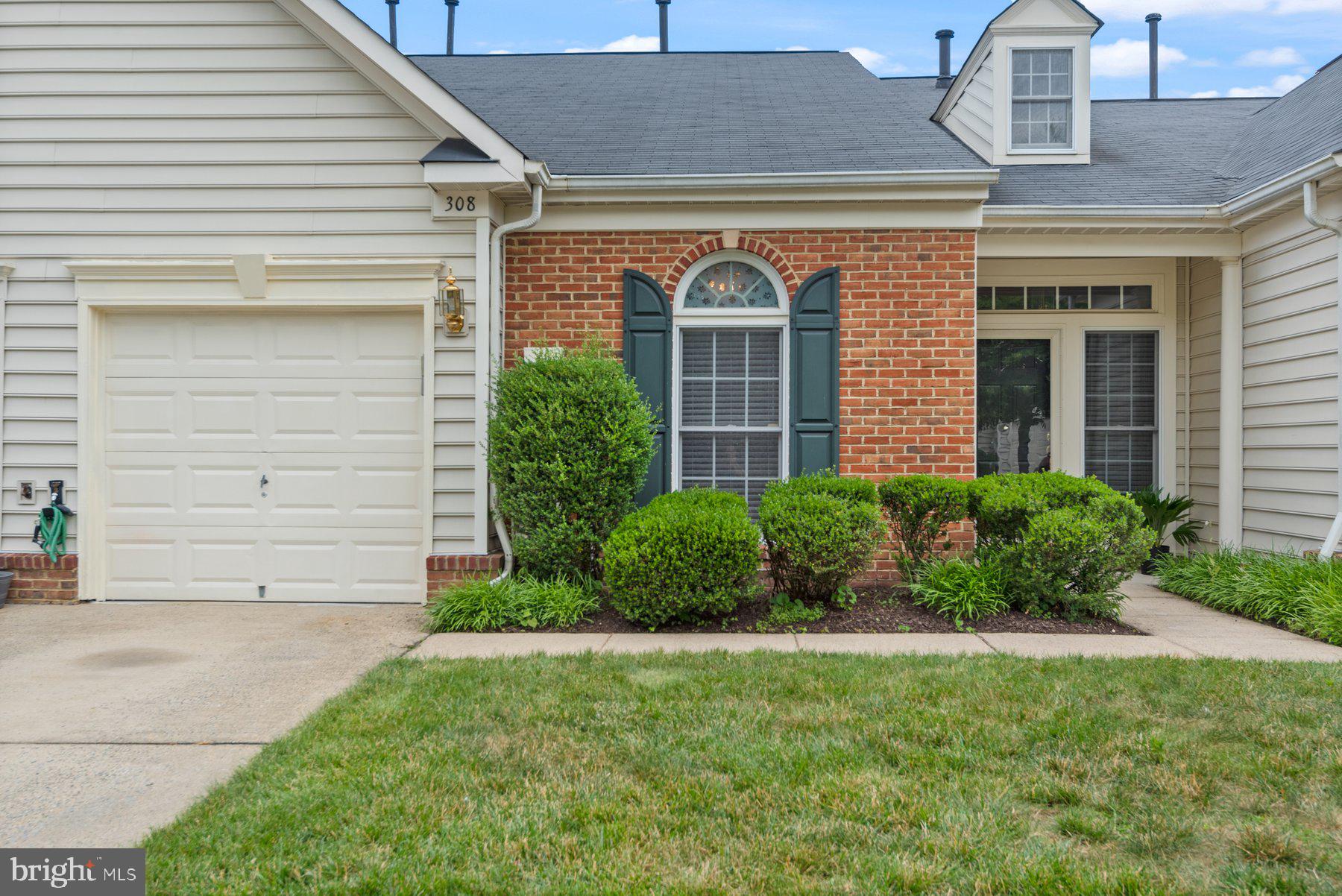308 Colony Point Place Edgewater, MD 21037 - Photo 2 of 28 Welcome to 308 Colony Point Place!