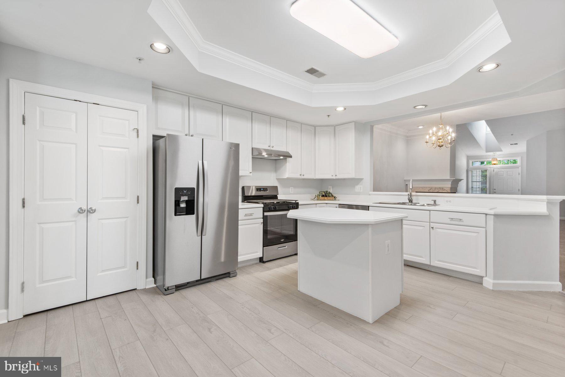 308 Colony Point Place Edgewater, MD 21037 - Photo 23 of 28 Eat In Kitchen