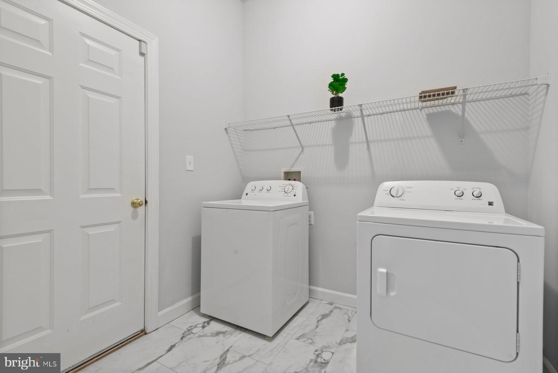 308 Colony Point Place Edgewater, MD 21037 - Photo 5 of 28 Laundry Room