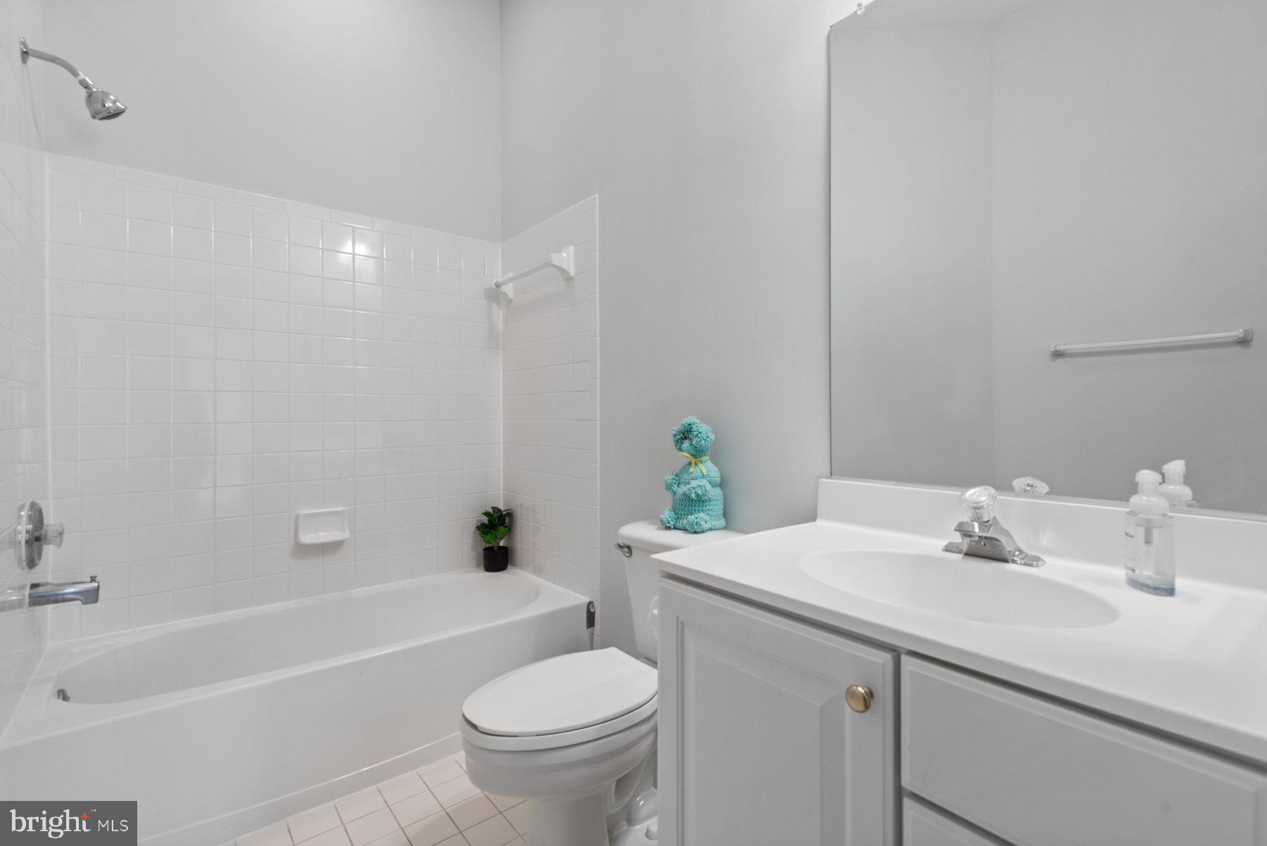 308 Colony Point Place Edgewater, MD 21037 - Photo 7 of 28 Full Bath