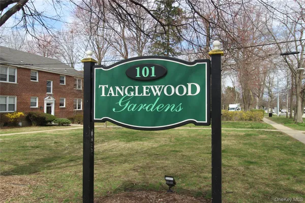 $295,000 | 101 North Broadway, Unit 2B2, White Plains, NY 10603