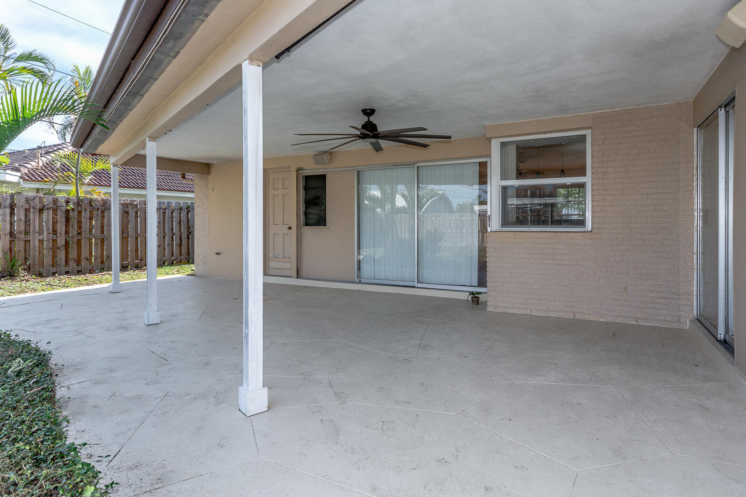 915 Southwest 4th Street Boca Raton, FL 33486 - Photo 35 of 39 patio