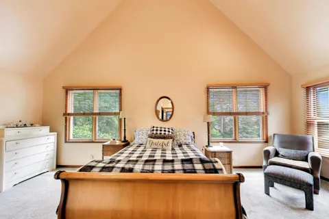 $899,000 | 124 Lockerbie Lane, Wilmette, IL 60091