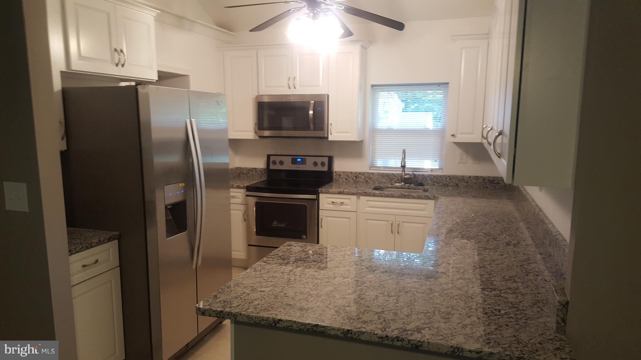 5864 Swamp Circle Road Deale, MD 20751 - Photo 4 of 11 Kitchen