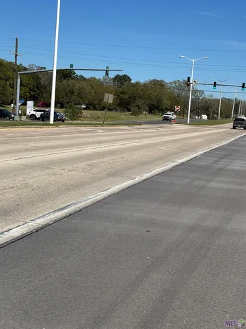 $799,000 | 7710 Hooper Road, Baton Rouge, LA 70811