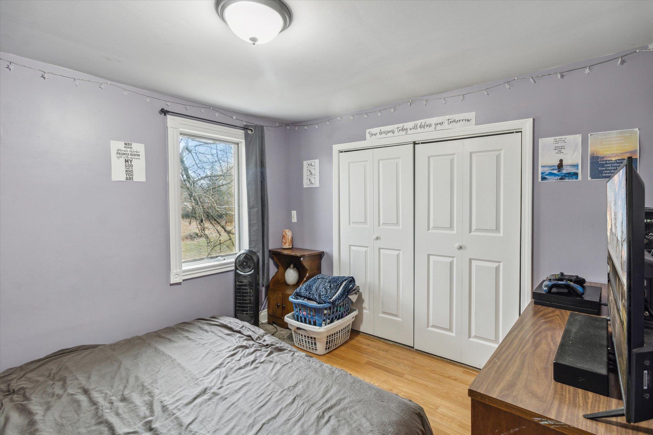 2421 Howe Road Burton, MI 48519 - Photo 17 of 41 50105295-16.JPG
