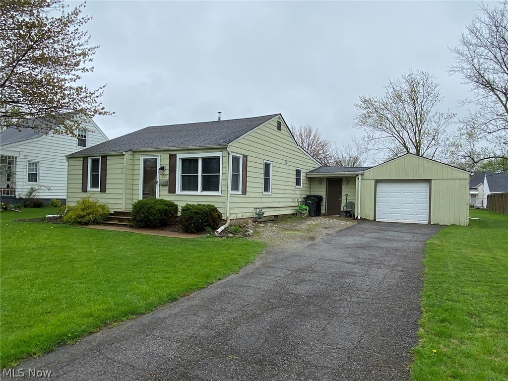 227 Dowd Road Elyria, OH 44035 - Photo 2 of 2 Gallery Image 2