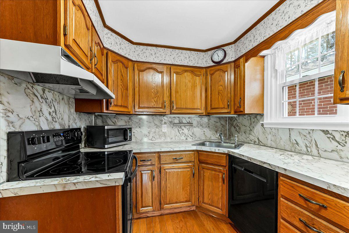2653 Brierwood Road Broomall, PA 19008 - Photo 13 of 39