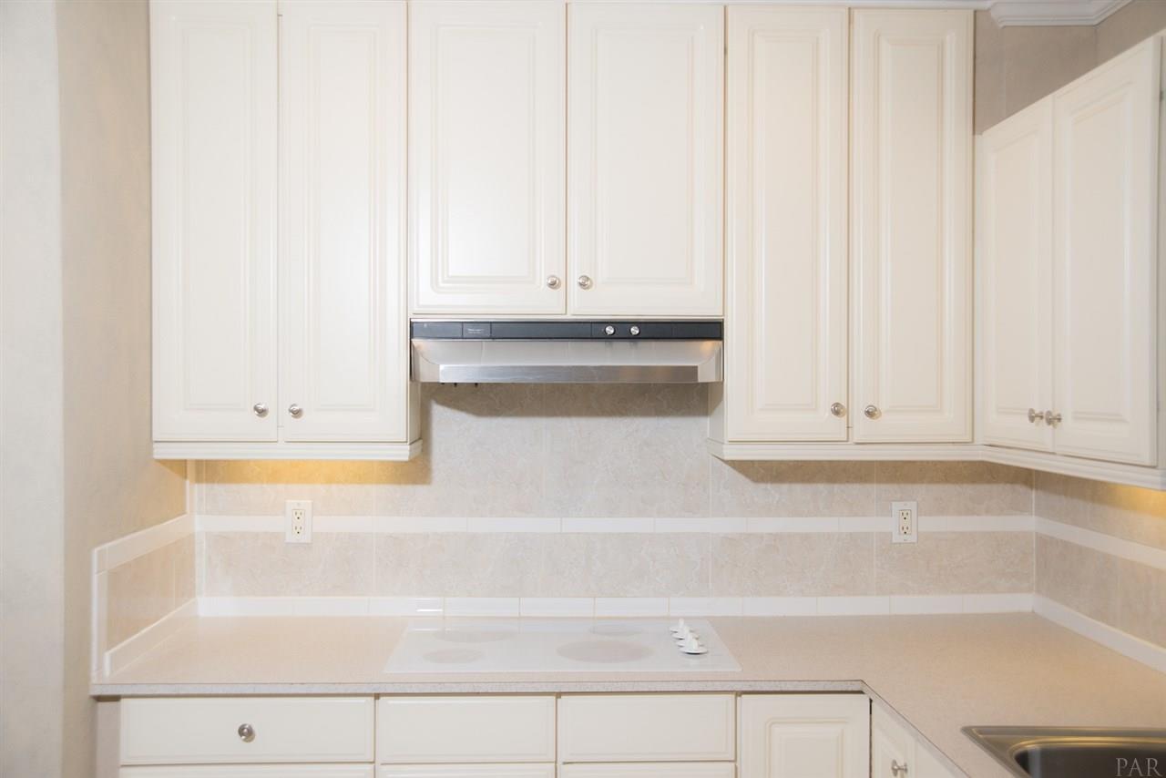 6590 Oakcrest Road Milton, FL 32570 - Photo 12 of 50 Gallery Image 12