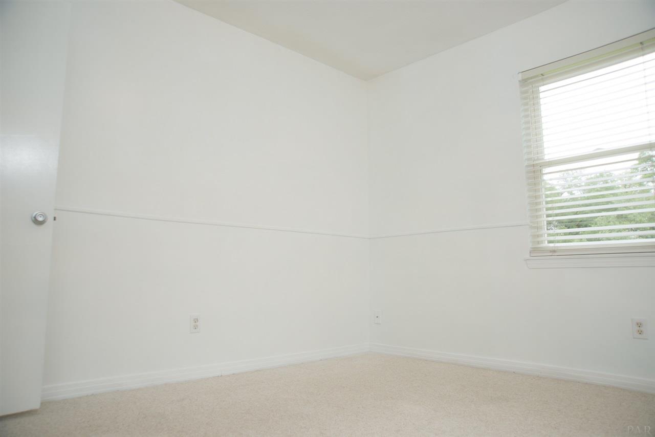 6590 Oakcrest Road Milton, FL 32570 - Photo 19 of 50 Gallery Image 19