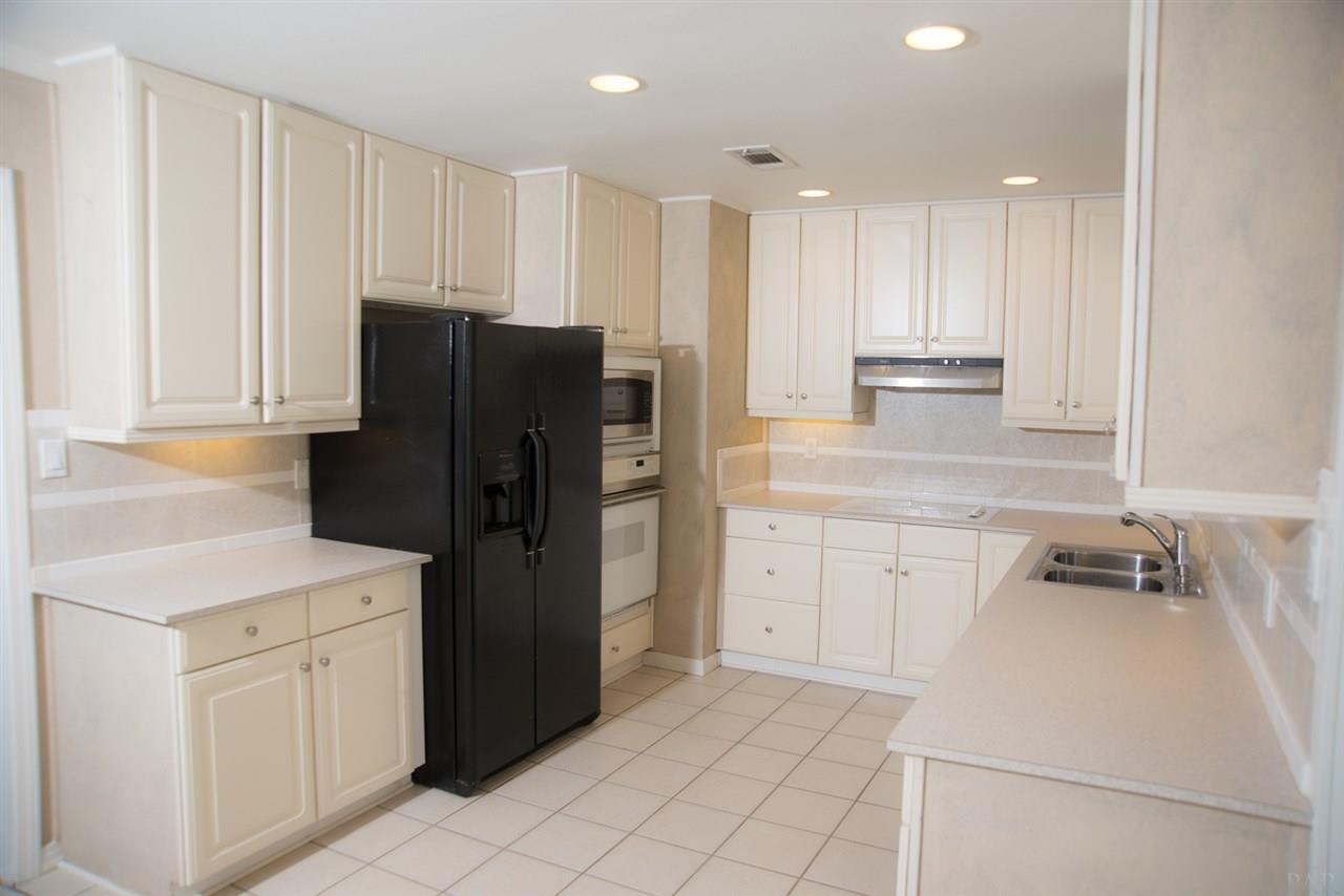 6590 Oakcrest Road Milton, FL 32570 - Photo 2 of 50 Gallery Image 2