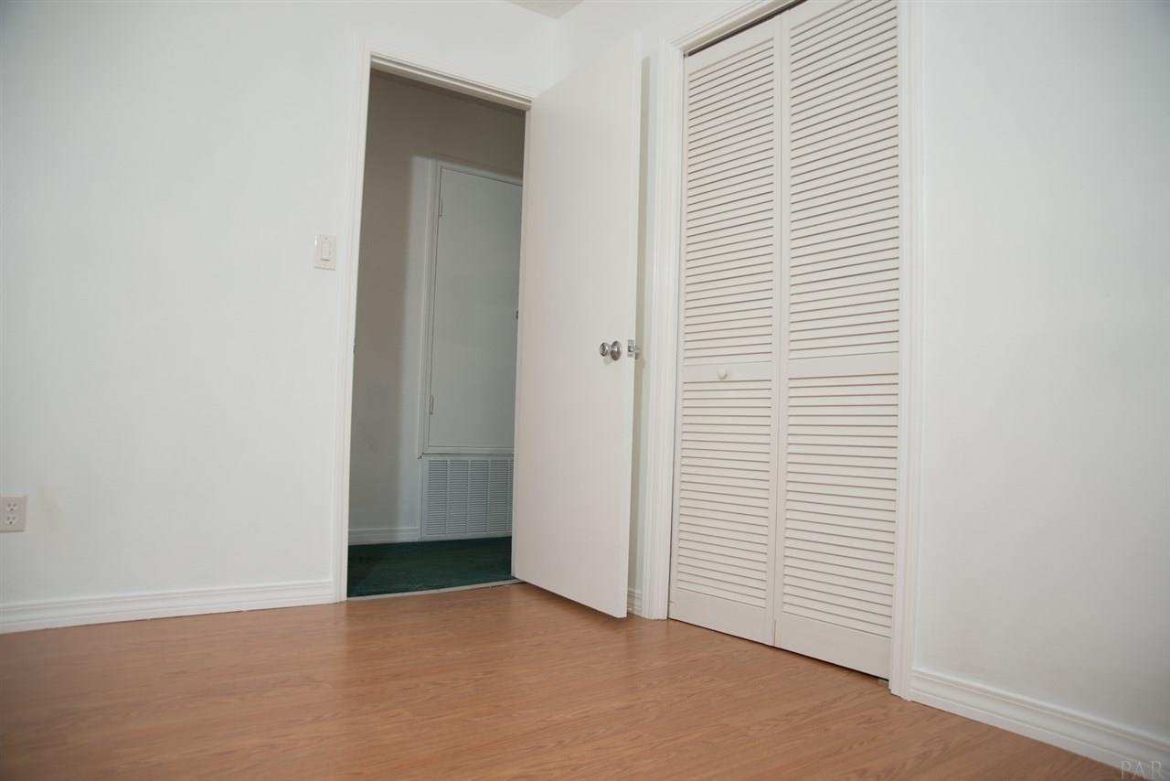 6590 Oakcrest Road Milton, FL 32570 - Photo 31 of 50 Gallery Image 31