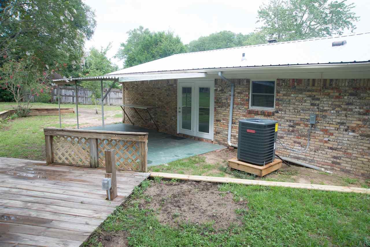 6590 Oakcrest Road Milton, FL 32570 - Photo 36 of 50 Gallery Image 36