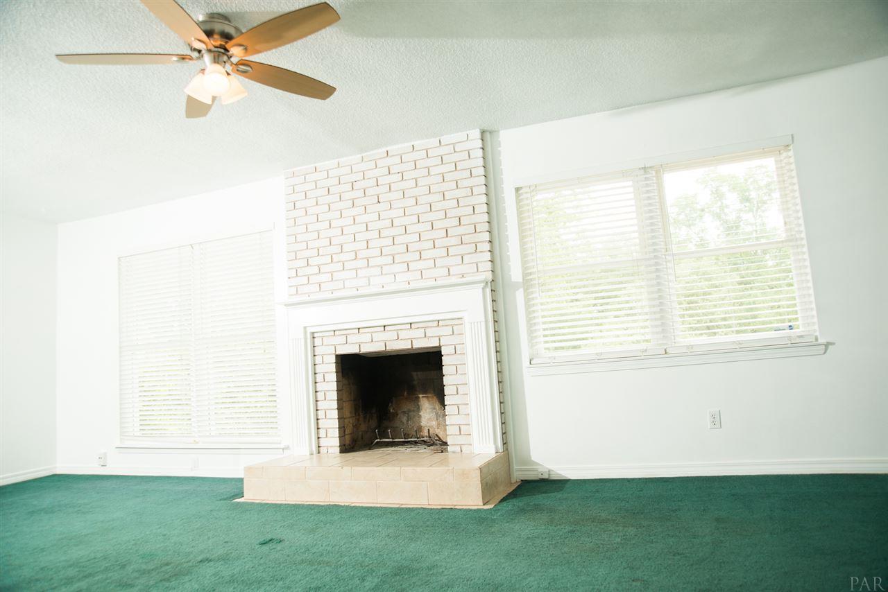 6590 Oakcrest Road Milton, FL 32570 - Photo 7 of 50 Gallery Image 7