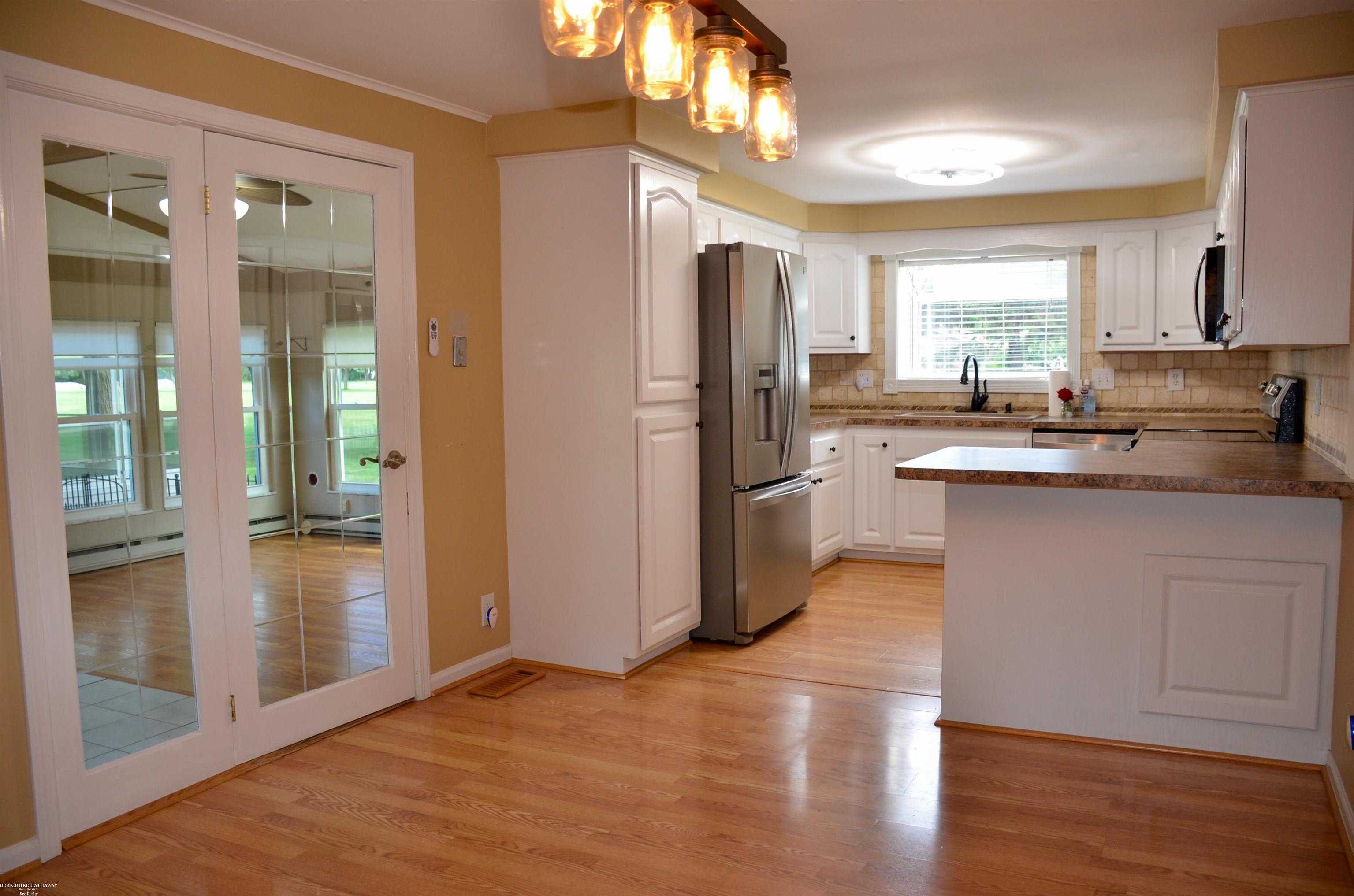 50400 Fairchild Road New Baltimore, MI 48051 - Photo 21 of 36