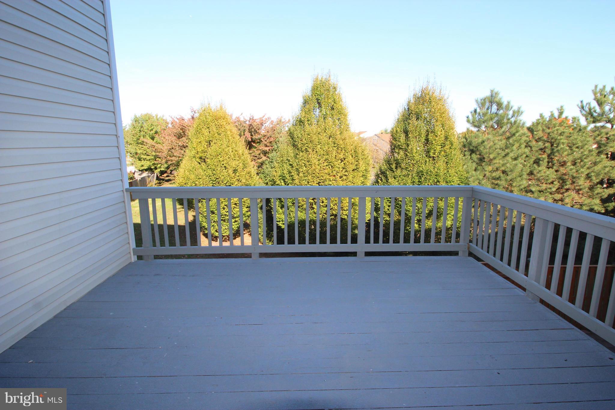 10556 Falkirk Way Manassas, VA 20109 - Photo 8 of 23 a view of a balcony with outdoor space